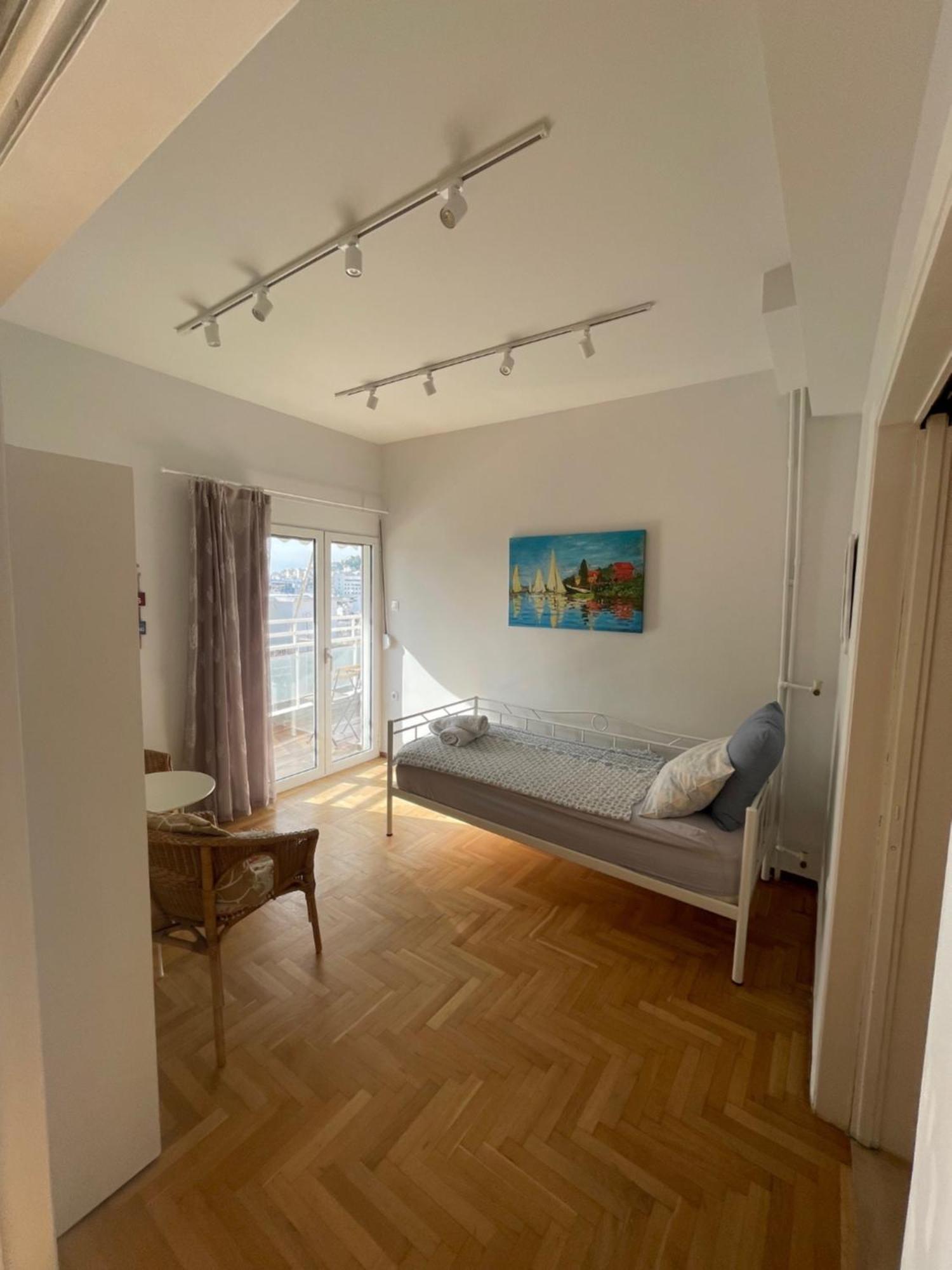 Cozy Apartment Near Metro-Athens View ภายนอก รูปภาพ