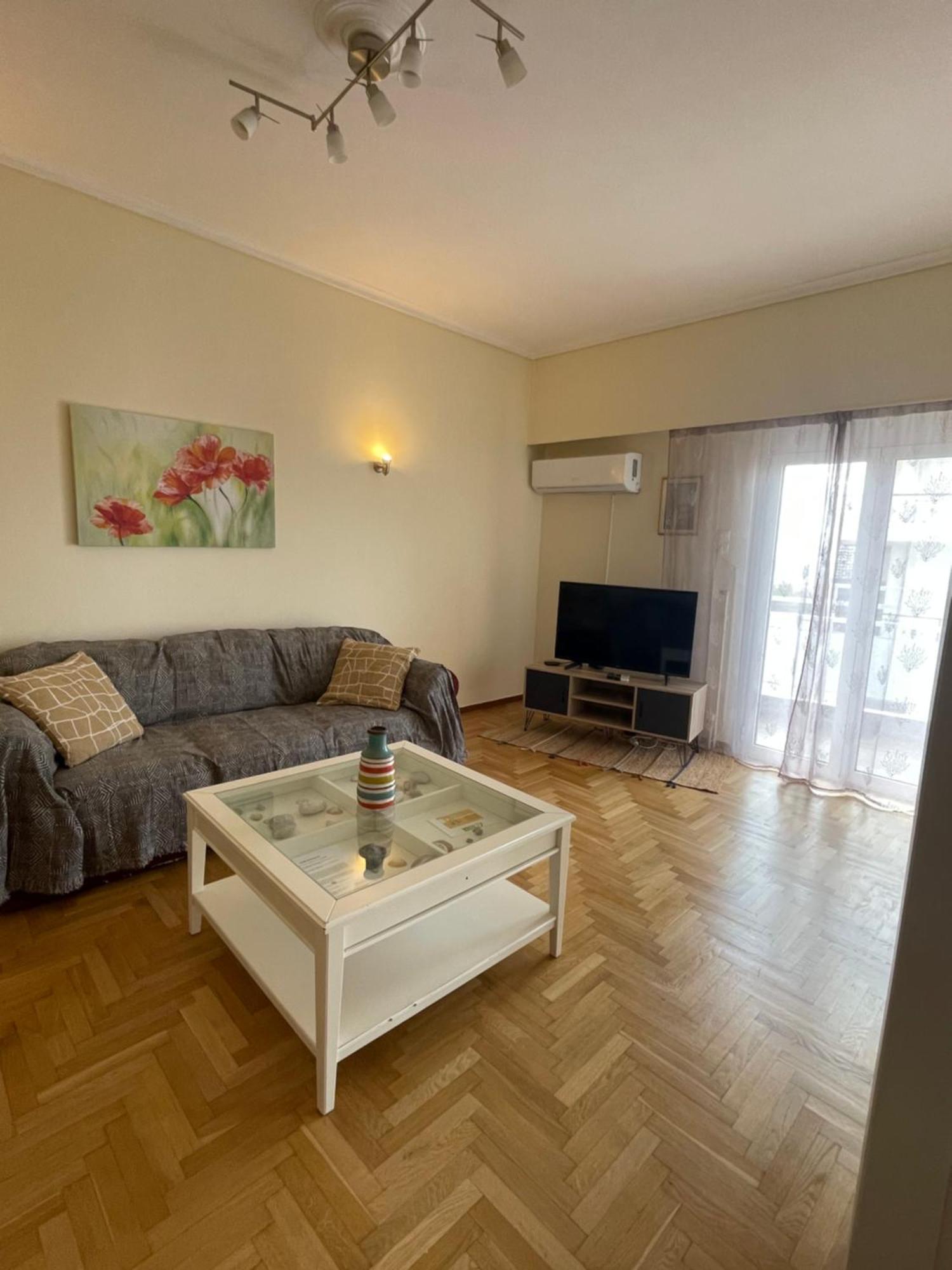Cozy Apartment Near Metro-Athens View ภายนอก รูปภาพ